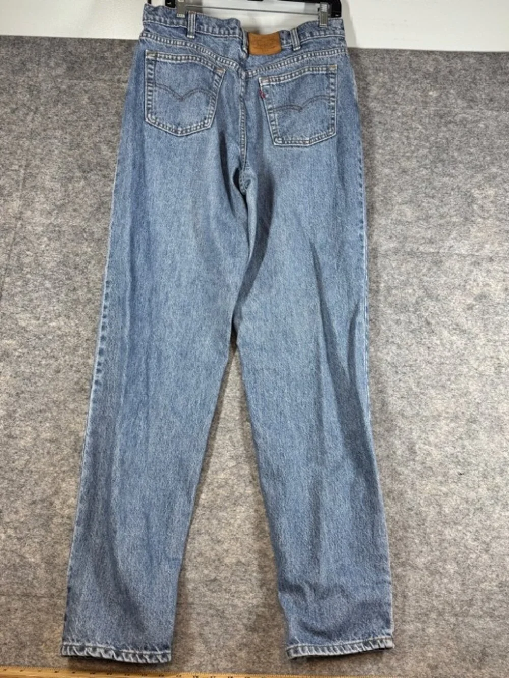 Vintage Levi’s 533 90s Denim Jeans Blue Straight Leg Size 28 Light Wash Relaxed